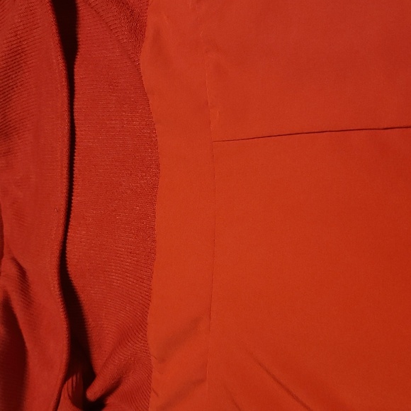 Red A lined dress - Picture 4 of 16